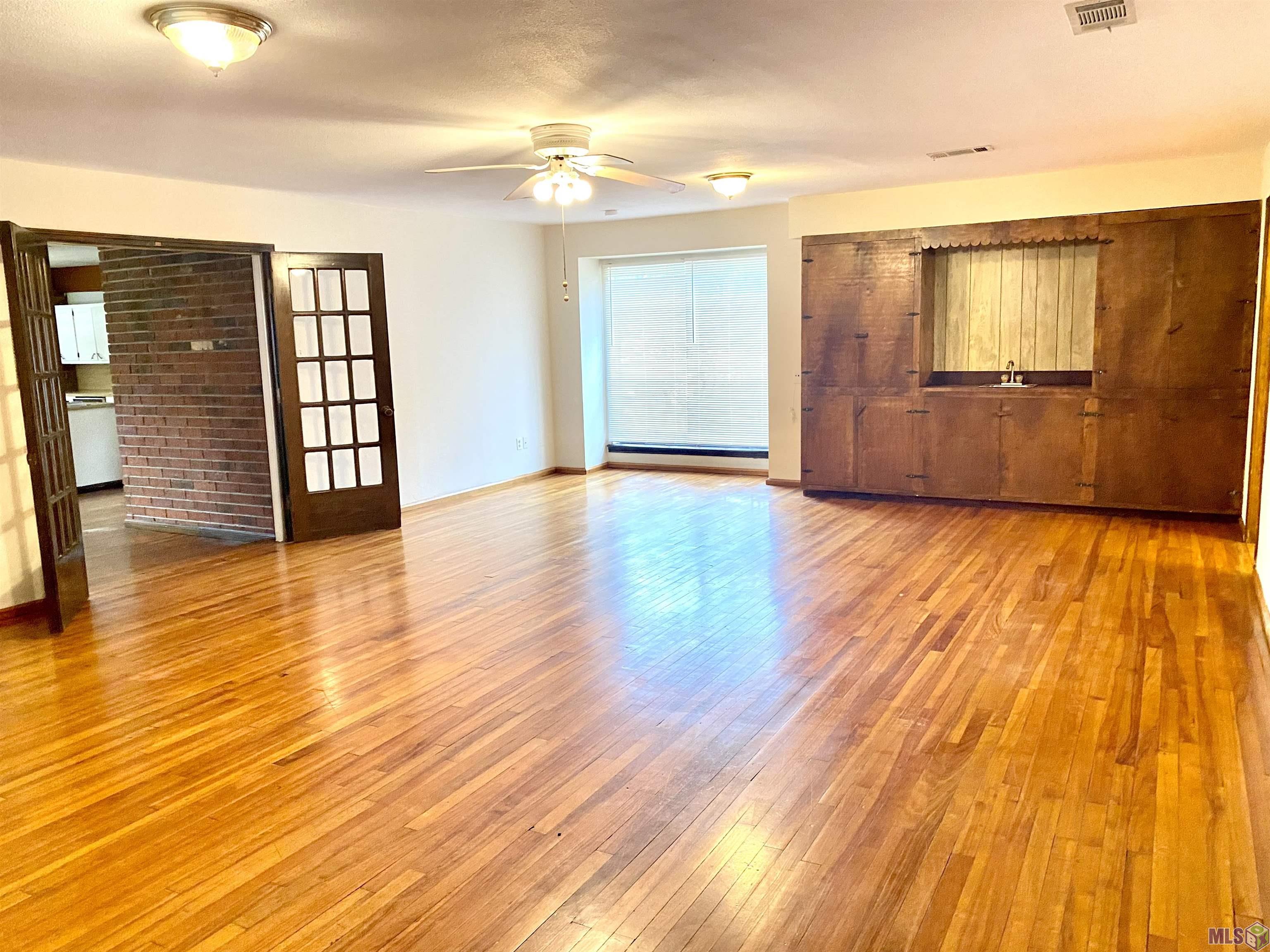 10061 Foster Road Baton Rouge, LA 70811 - Photo 4 of 15
