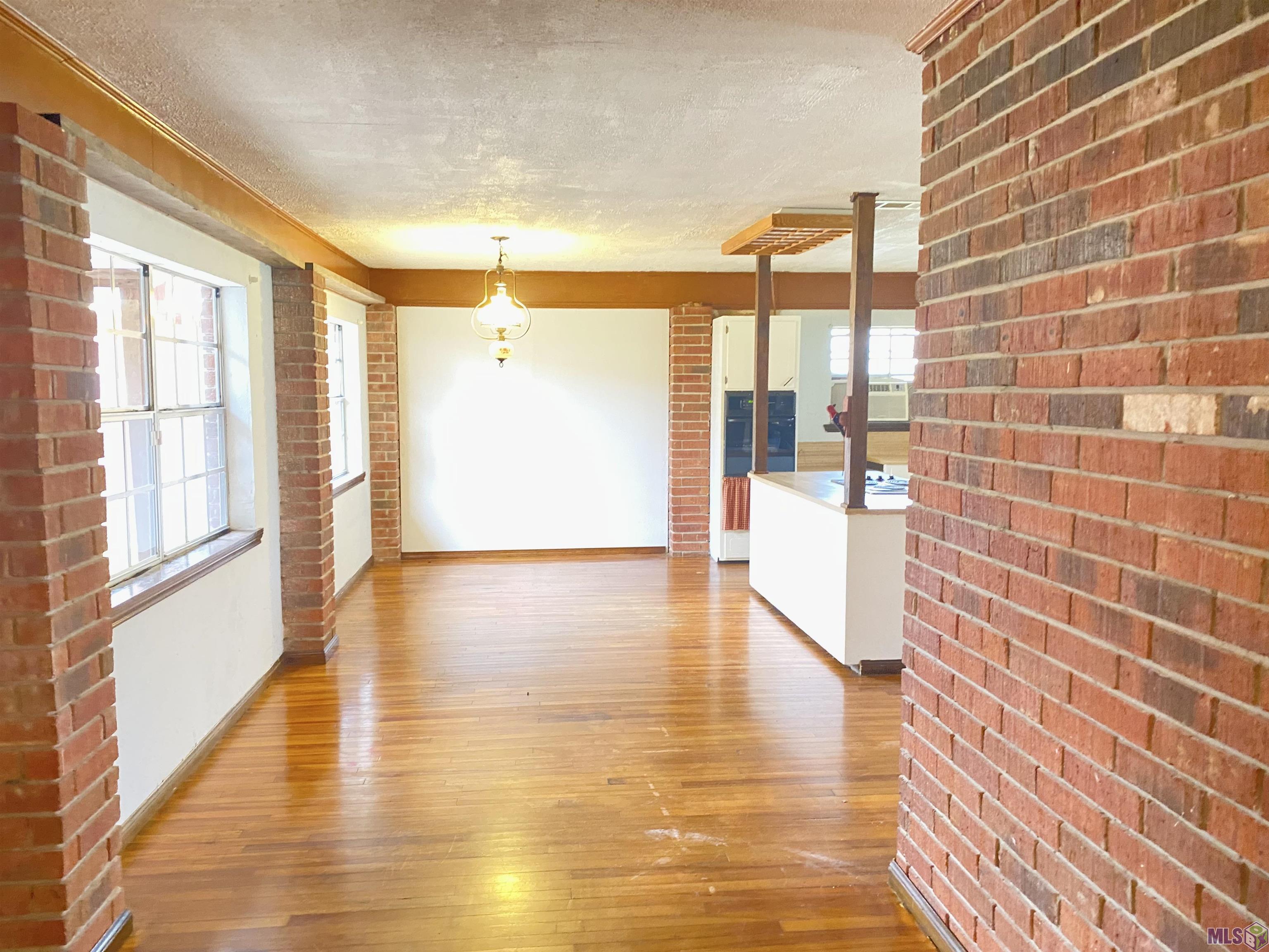 10061 Foster Road Baton Rouge, LA 70811 - Photo 6 of 15