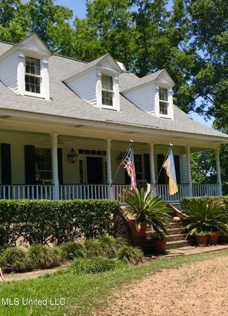 $495,000 | 153 Dunbar Road, Natchez, MS 39120