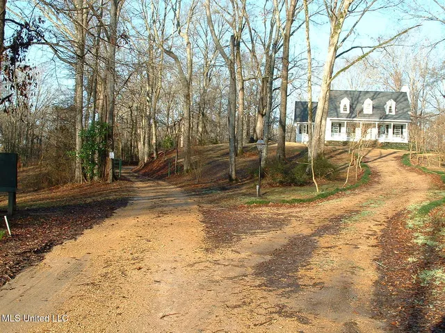 $495,000 | 153 Dunbar Road, Natchez, MS 39120