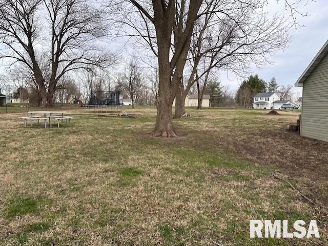 428 South Main Street White Hall, IL 62092 - Photo 9 of 36