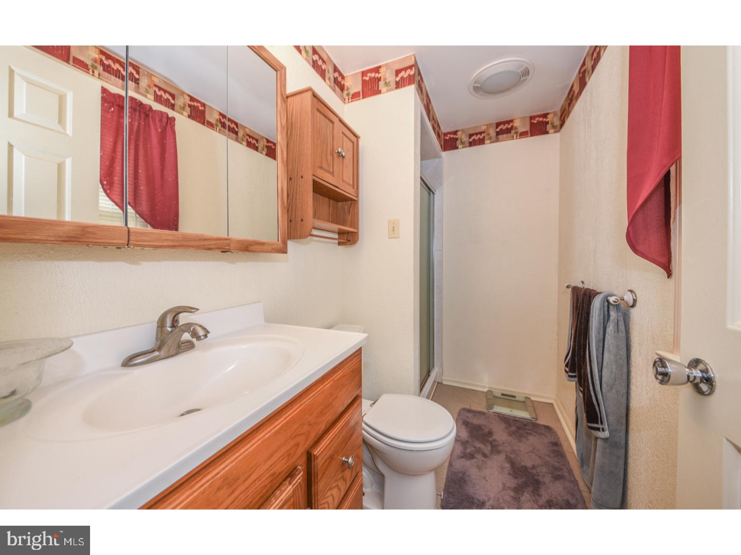 170 Forge Road Delran, NJ 08075 - Photo 20 of 25 Bathroom