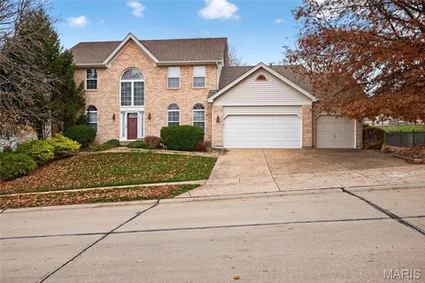 $475,000 | 2338 Downey Terrace Drive, Ellisville, MO 63011