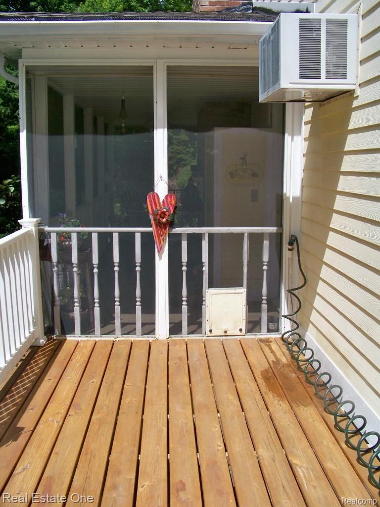 3208 North Tipsico Lake Road Hartland, MI 48353 - Photo 72 of 87 131.jpg