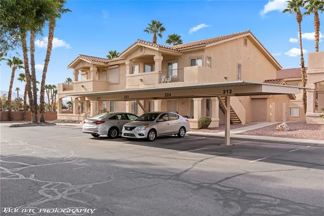 $214,900 | 517 West Mesquite Boulevard, Unit 212, Mesquite, NV 89027
