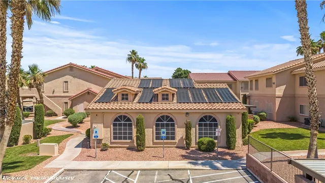 $214,900 | 517 West Mesquite Boulevard, Unit 212, Mesquite, NV 89027