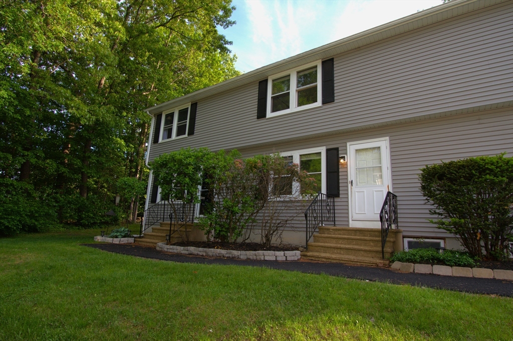 270 Sunderland Road, Unit 24 Worcester, MA 01604 - Photo 1 of 27