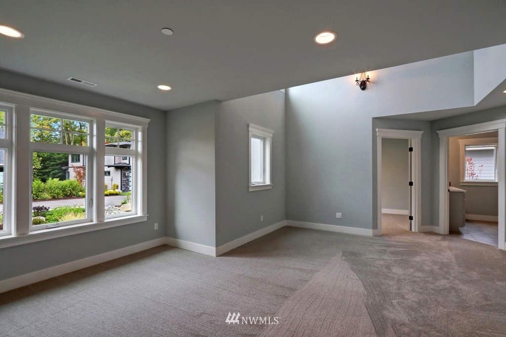 301 Caspers Street Edmonds, WA 98020 - Photo 17 of 25 Gallery Image 17