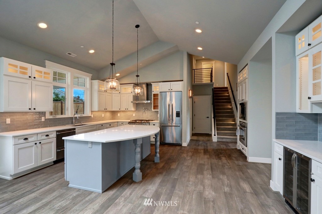 301 Caspers Street Edmonds, WA 98020 - Photo 10 of 25 Gallery Image 10