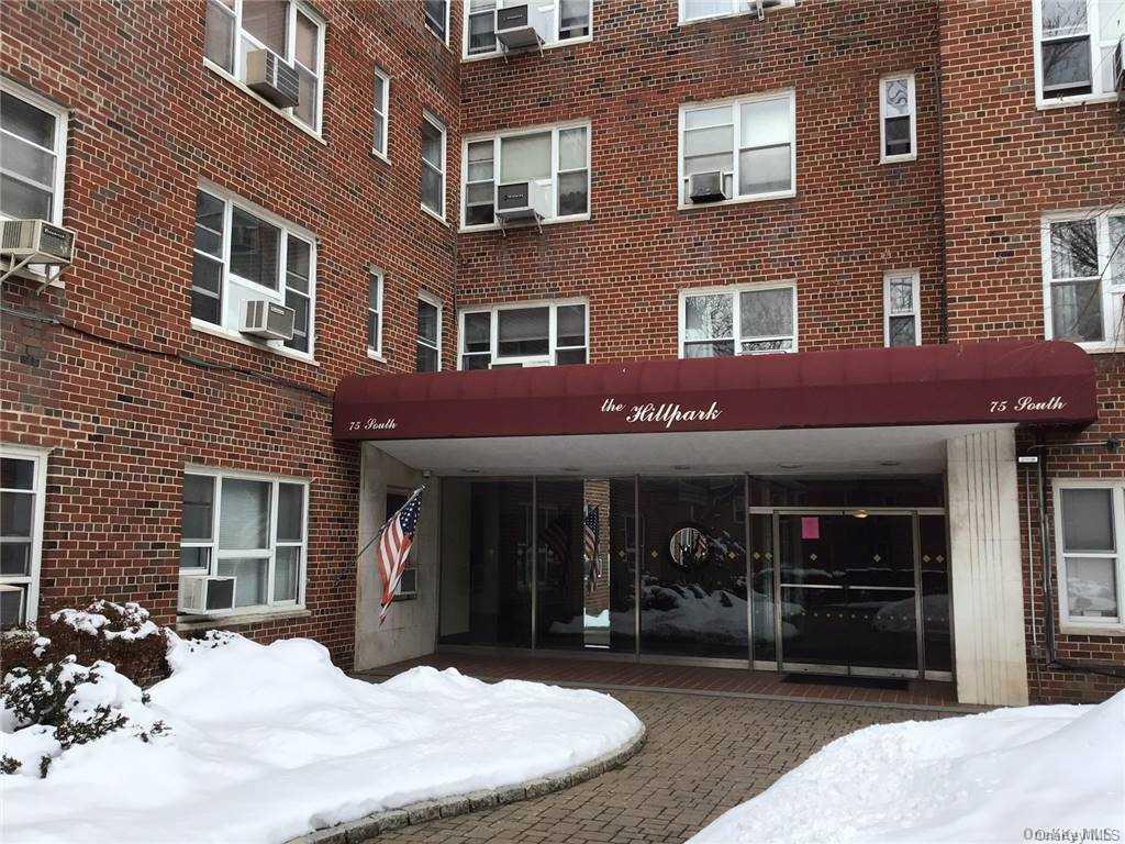 75 South Middle Neck Road, Unit 2N Great Neck, NY 11021 - Photo 1 of 1
