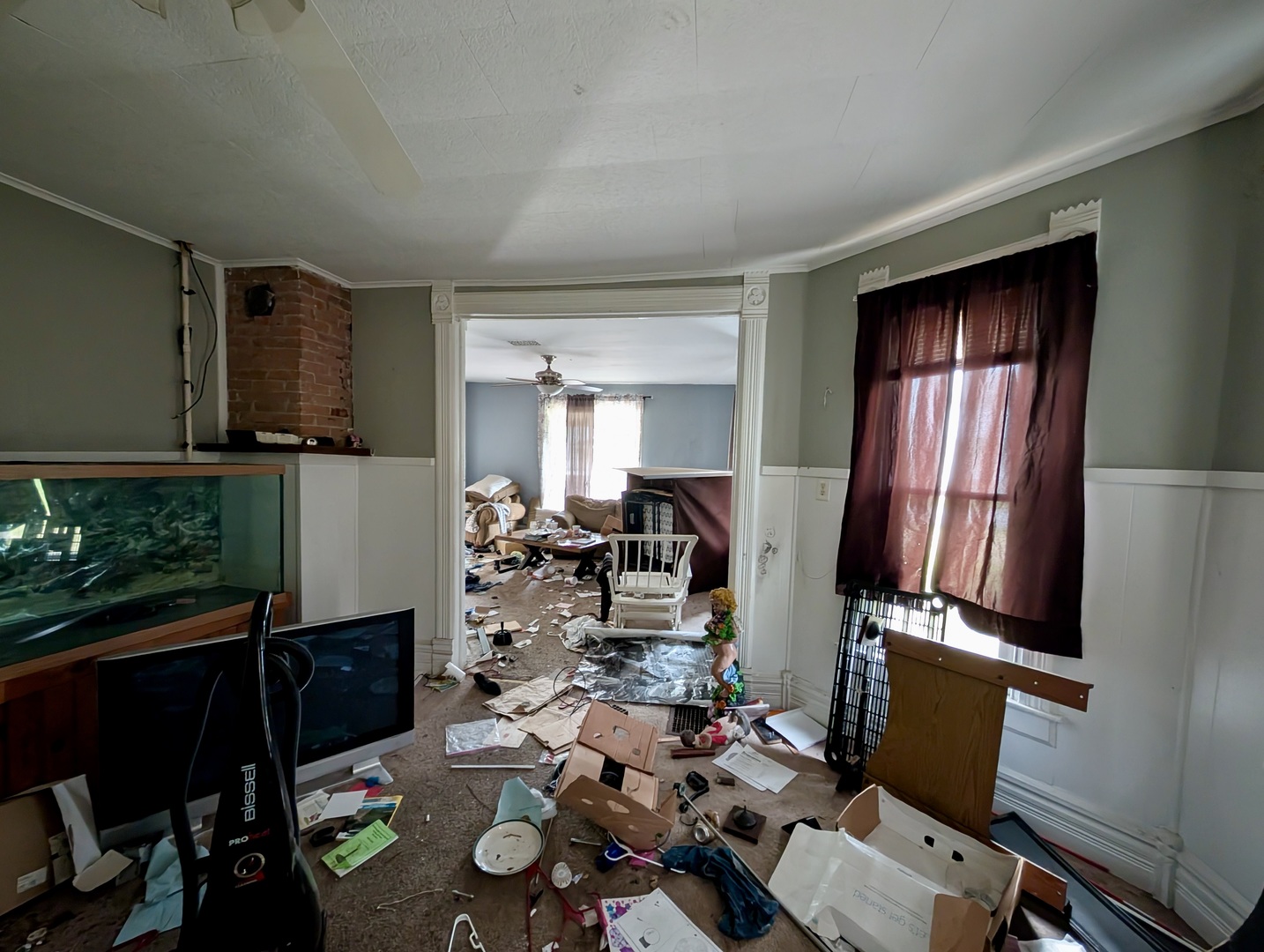 440 North Campbell Street Macomb, IL 61455 - Photo 25 of 50 a view of a workspace with furniture and rug
