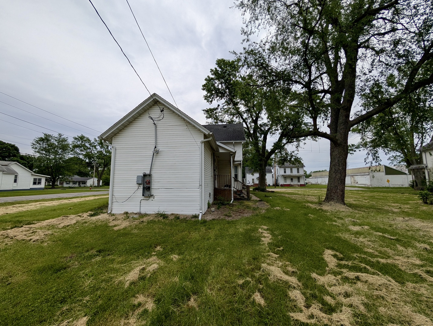 440 North Campbell Street Macomb, IL 61455 - Photo 8 of 50 a view of backyard of house with green space