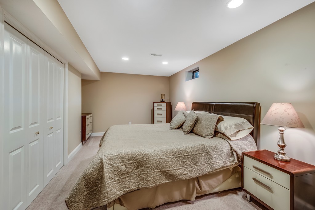 19 Raymond Road Concord, MA 01742 - Photo 25 of 30 Gallery Image 25