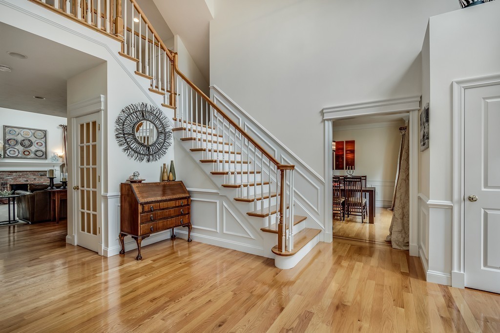 19 Raymond Road Concord, MA 01742 - Photo 5 of 30 Gallery Image 5