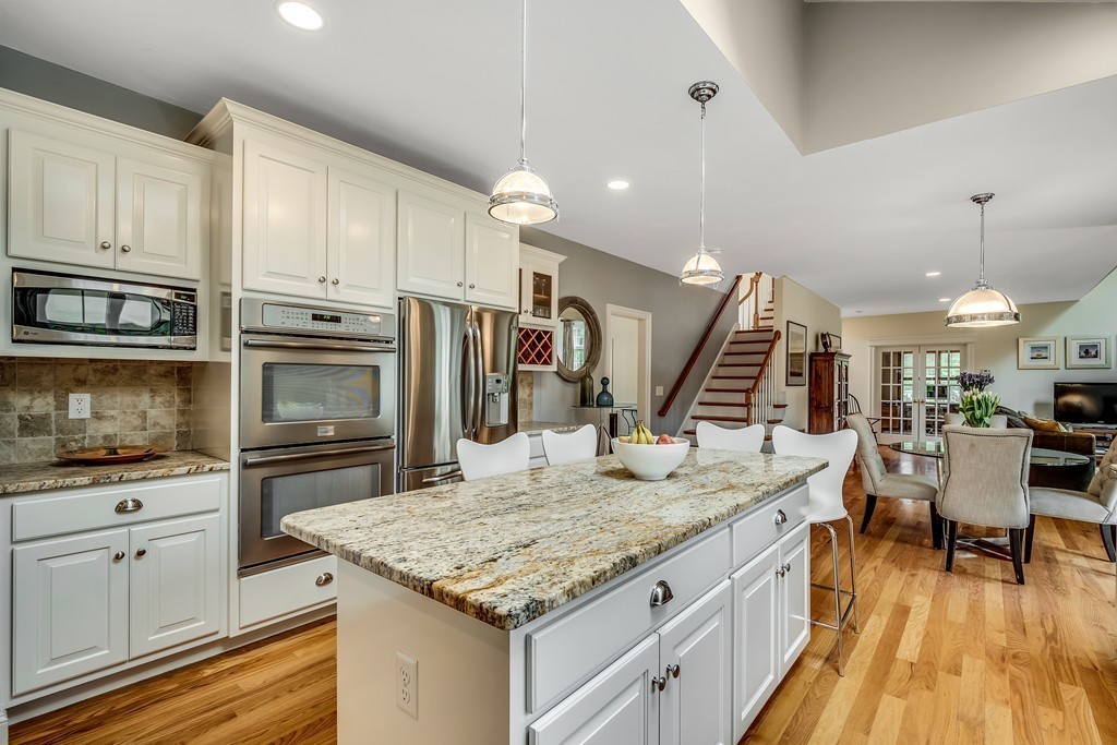 19 Raymond Road Concord, MA 01742 - Photo 9 of 30 Gallery Image 9
