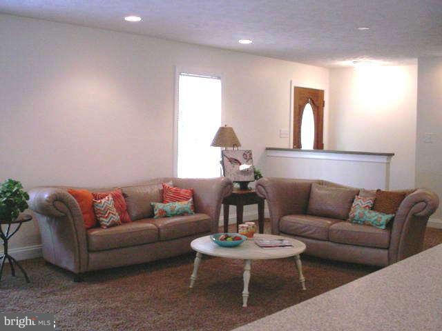 13360 Verdon Road Ruther Glen, VA 22546 - Photo 5 of 23 Interior (General)