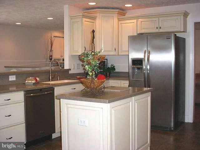 13360 Verdon Road Ruther Glen, VA 22546 - Photo 10 of 23 Kitchen