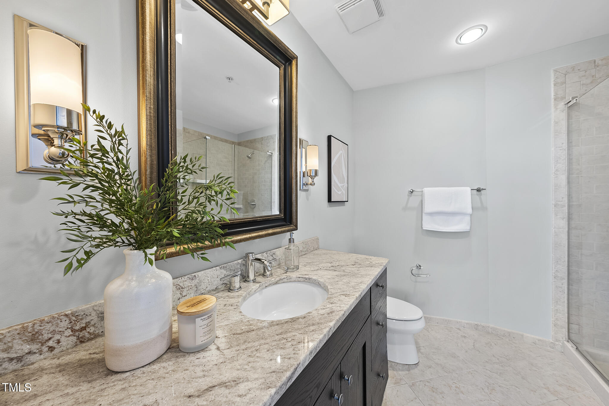 400 West North Street, Unit 926 Raleigh, NC 27603 - Photo 15 of 22 DSC01712