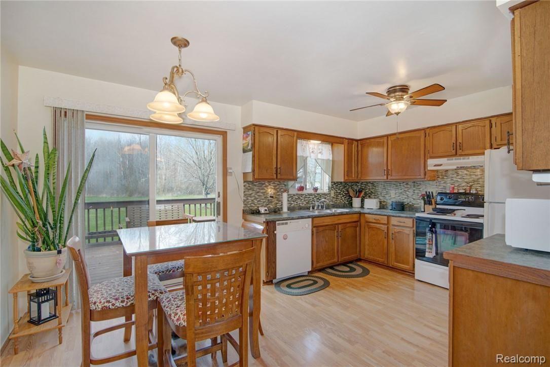 11082 West Frances Road Flushing, MI 48433 - Photo 12 of 35 Photo-Apr-26,-4-50-44-PM_52-PM.jpg