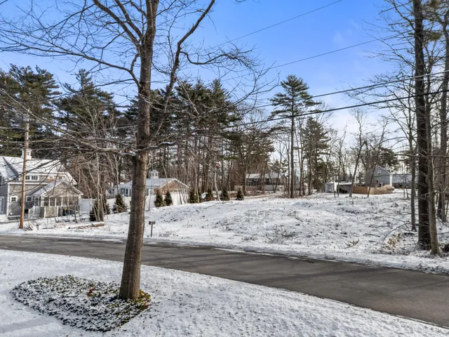 $365,000 | 1 Field Avenue, York, ME 03909