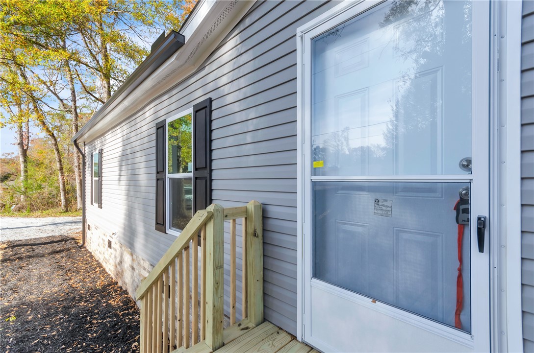 205 5 Forks Road Liberty, SC 29657 - Photo 2 of 26