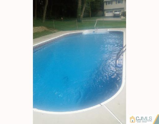 2 Bruce Road East Brunswick, NJ 08816 - Photo 8 of 10 Gallery Image 8