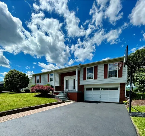 $315,000 | 120 Daffodil Drive, Horseheads, NY 14845