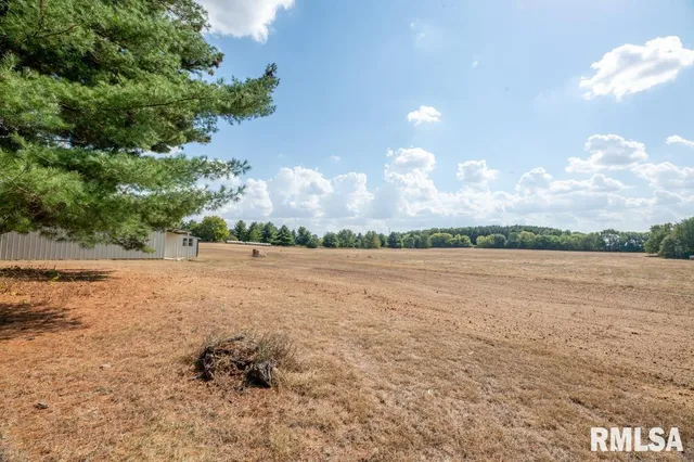 $190,000 | 29847 East County Road 2600 North, Manito, IL 61546