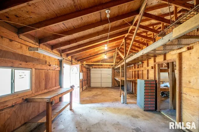 $190,000 | 29847 East County Road 2600 North, Manito, IL 61546