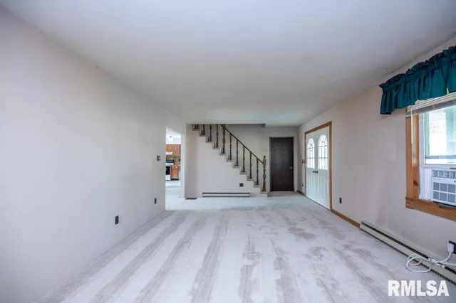 $190,000 | 29847 East County Road 2600 North, Manito, IL 61546