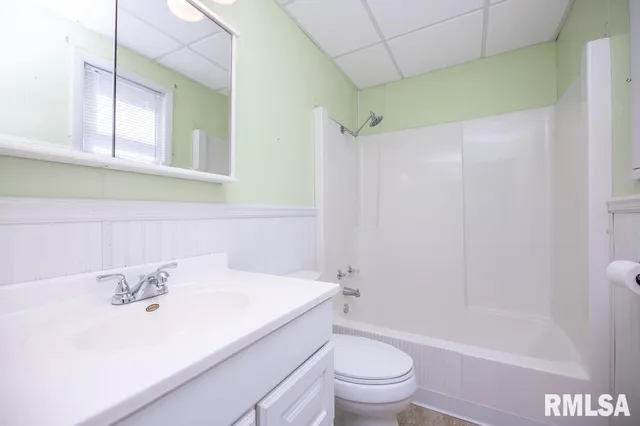 $190,000 | 29847 East County Road 2600 North, Manito, IL 61546