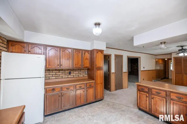 $190,000 | 29847 East County Road 2600 North, Manito, IL 61546