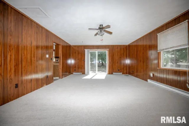 $190,000 | 29847 East County Road 2600 North, Manito, IL 61546