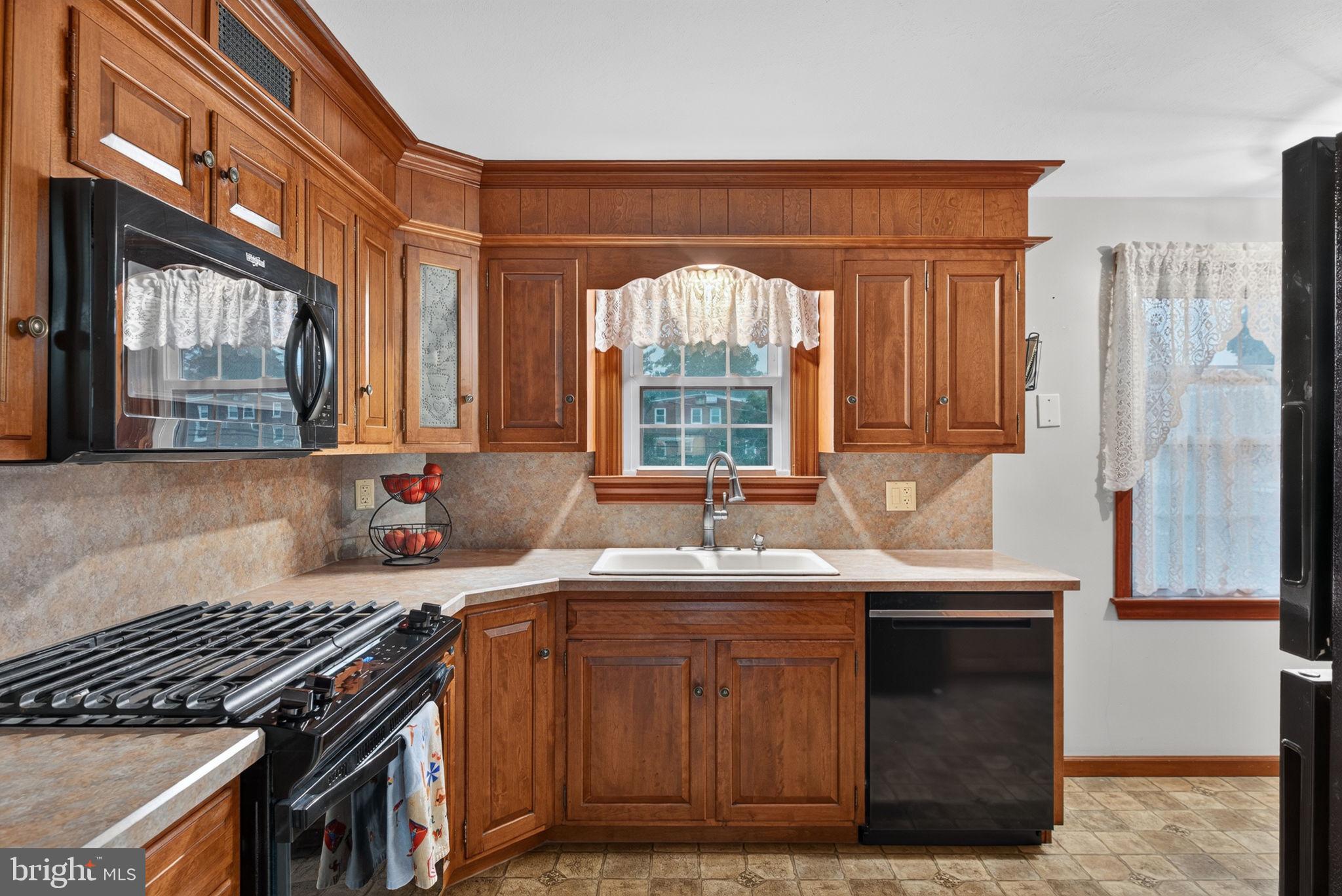 1112 Ranck Mill Road Lancaster, PA 17602 - Photo 11 of 40 Gallery Image 11