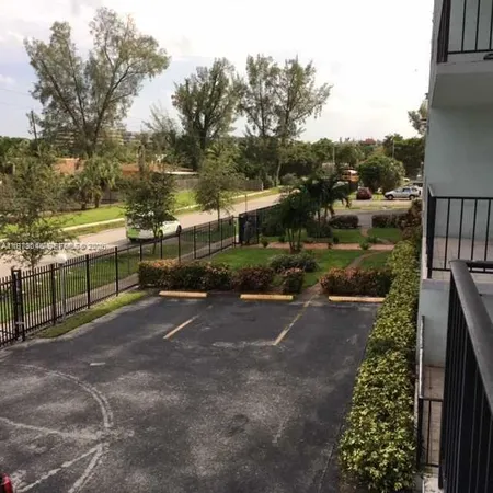 $129,000 | 12500 Northeast 15th Avenue, Unit 207, North Miami, FL 33161