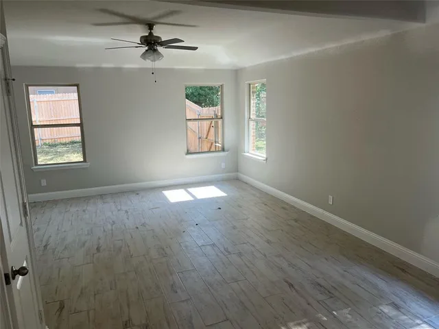 $533,000 | 349 Spring Branch Lane, Kennedale, TX 76060