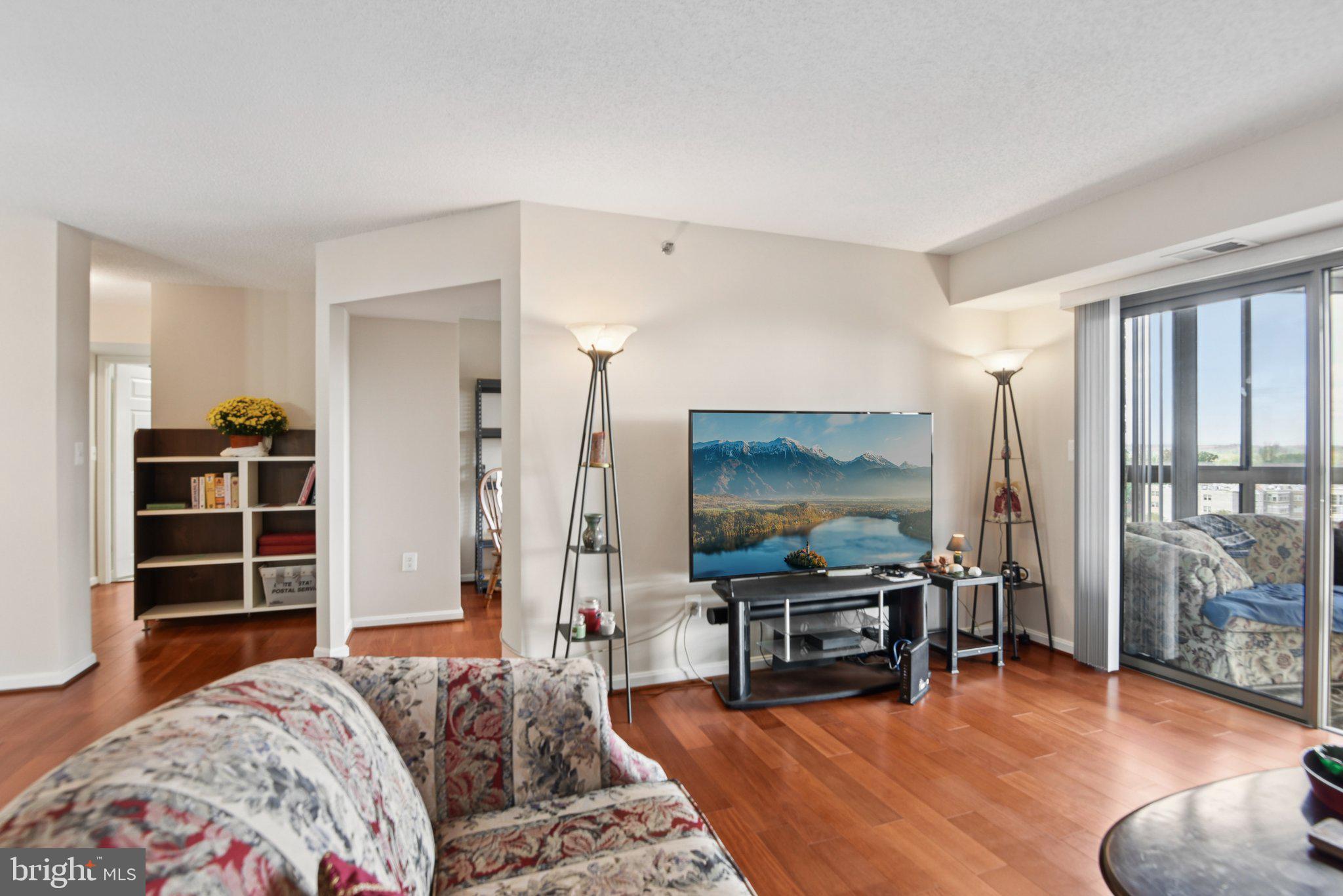 19385 Cypress Ridge Terrace, Unit 815 Leesburg, VA 20176 - Photo 11 of 38