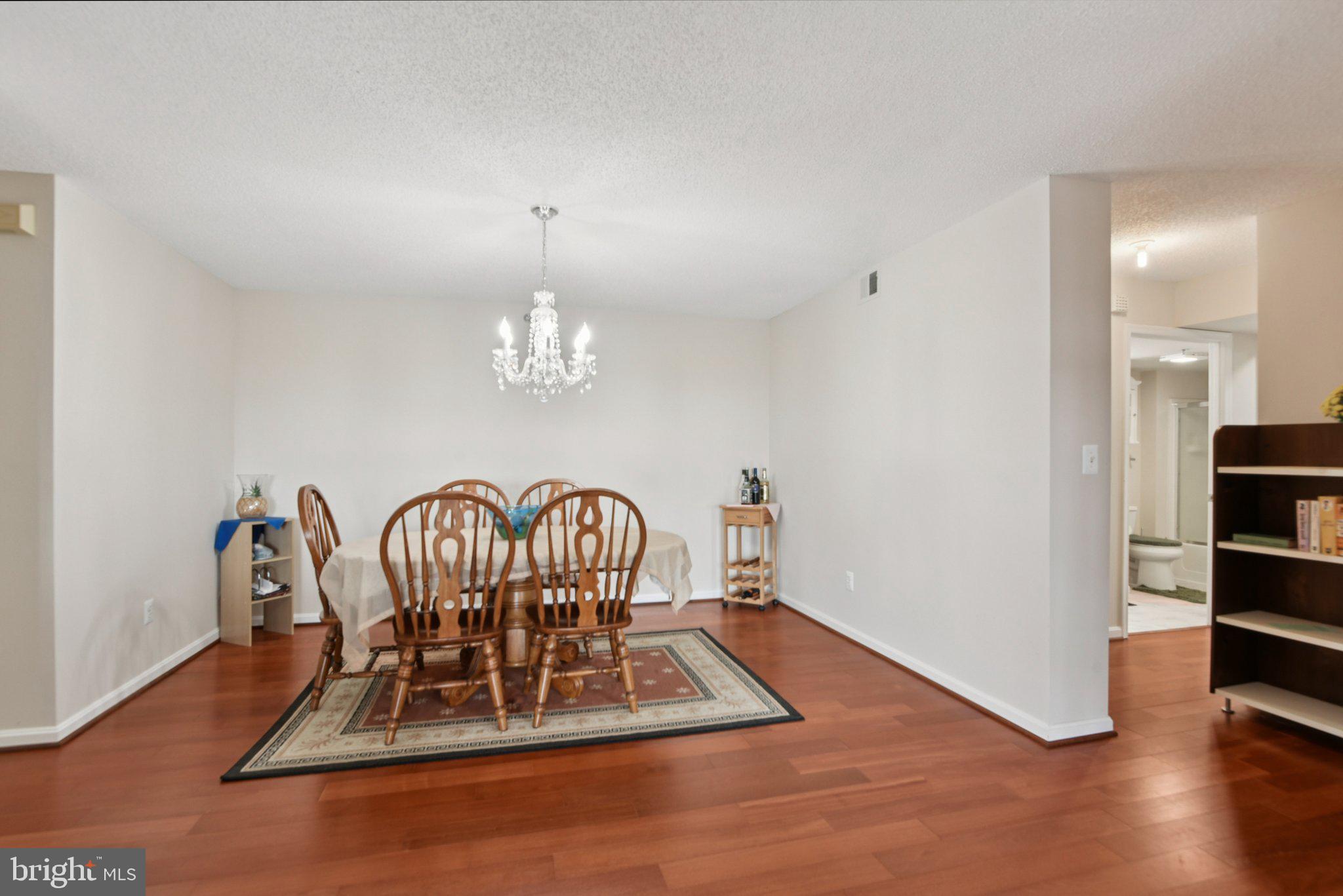 19385 Cypress Ridge Terrace, Unit 815 Leesburg, VA 20176 - Photo 14 of 38