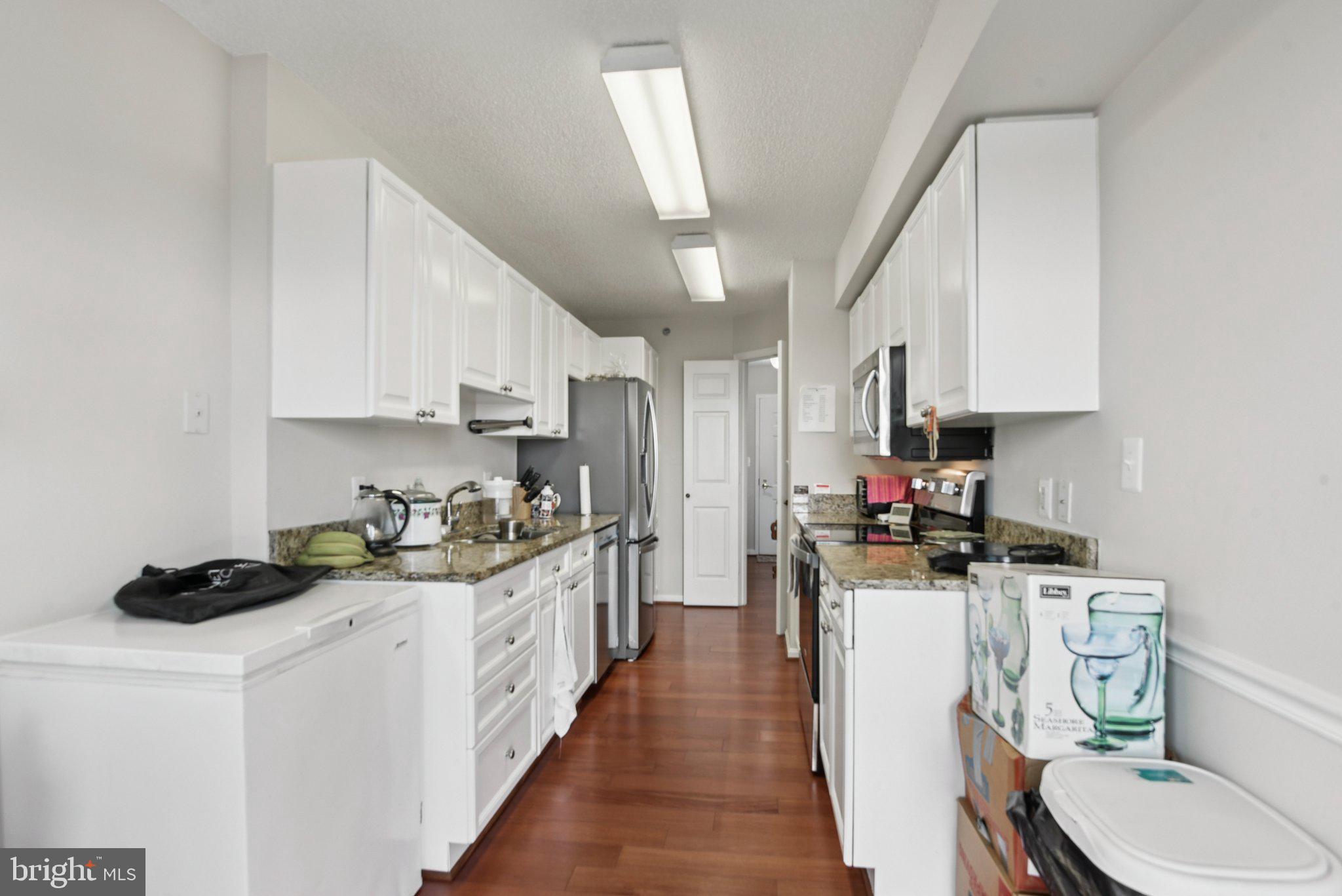 19385 Cypress Ridge Terrace, Unit 815 Leesburg, VA 20176 - Photo 16 of 38