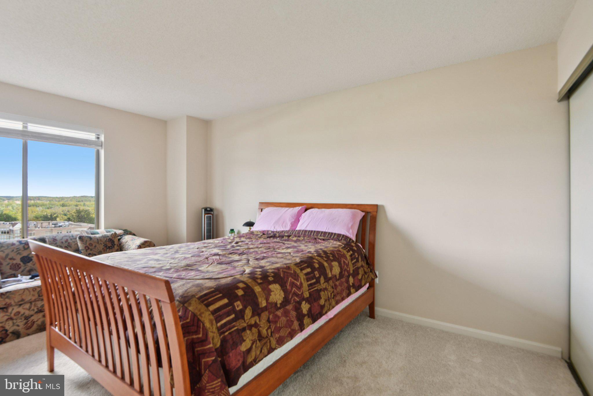 19385 Cypress Ridge Terrace, Unit 815 Leesburg, VA 20176 - Photo 21 of 38