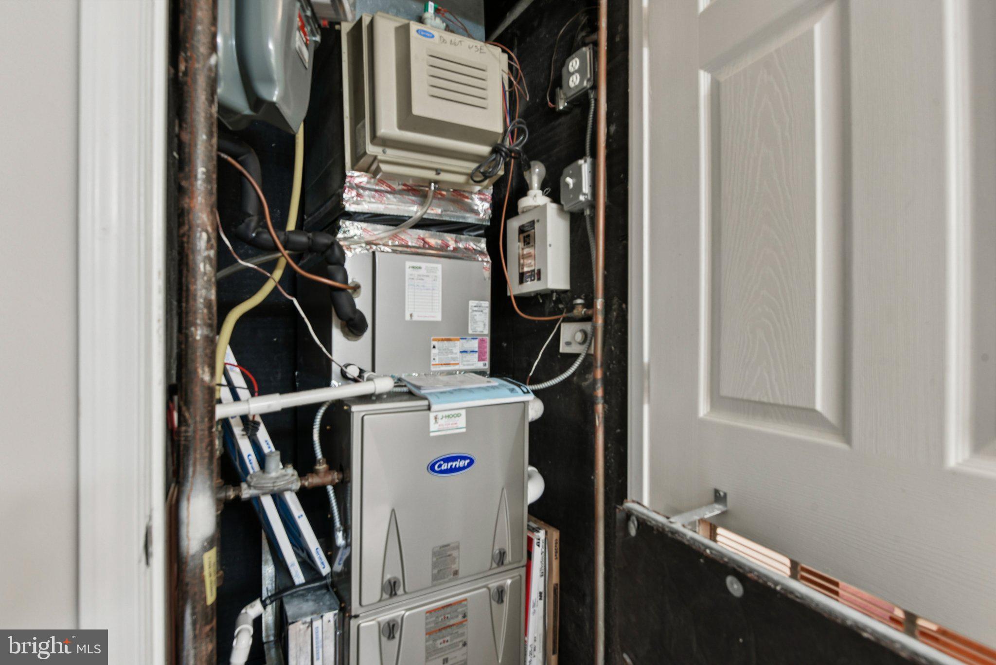 19385 Cypress Ridge Terrace, Unit 815 Leesburg, VA 20176 - Photo 33 of 38