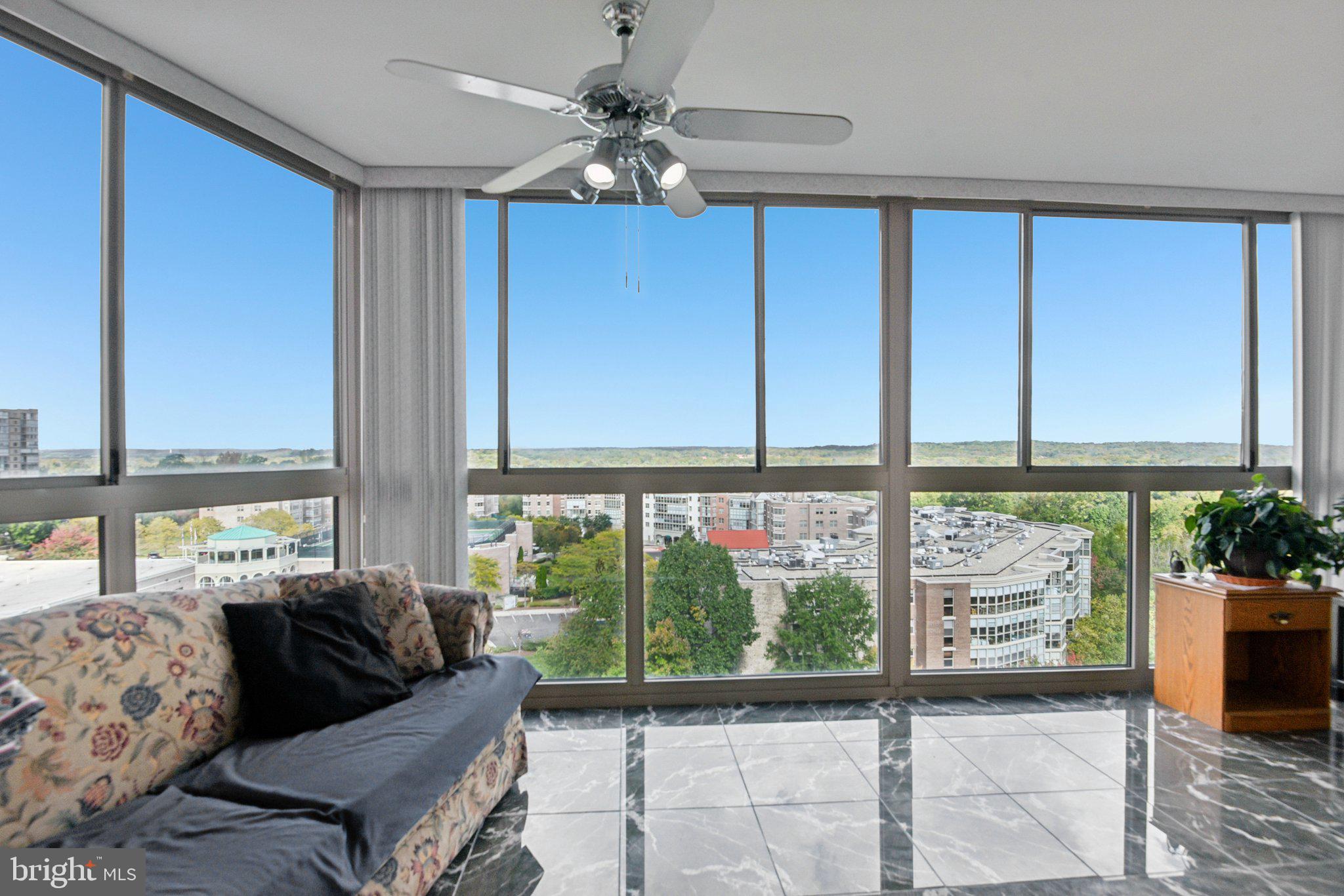 19385 Cypress Ridge Terrace, Unit 815 Leesburg, VA 20176 - Photo 5 of 38