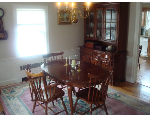 72 Marilyn Road Milton, MA 02186 - Photo 3 of 6 Gallery Image 3