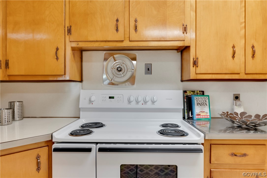 1700 Midview Road Henrico, VA 23231 - Photo 33 of 50 a kitchen with a stove and cabinets