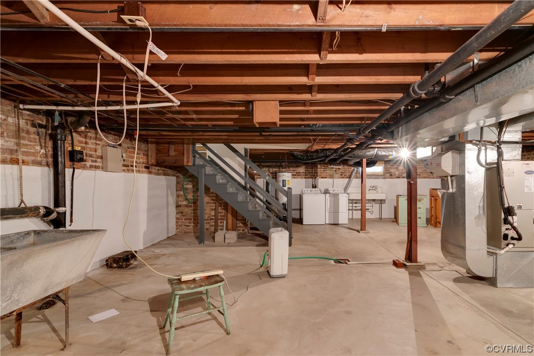 1700 Midview Road Henrico, VA 23231 - Photo 37 of 50 a view of a room with gym equipment