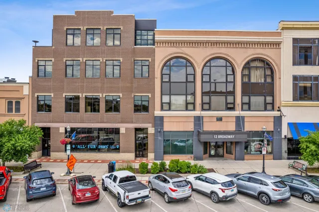 $899,900 | 12 Broadway North, Unit 201, Fargo, ND 58102