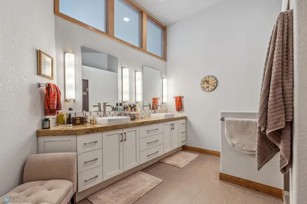 $899,000 | 12 Broadway North, Unit 201, Fargo, ND 58102