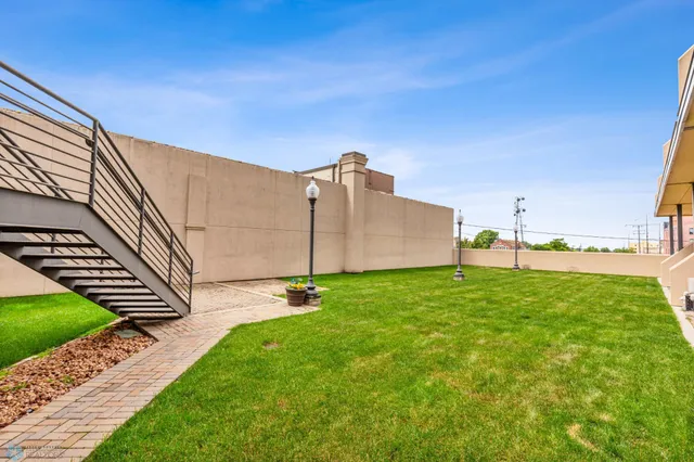 $899,900 | 12 Broadway North, Unit 201, Fargo, ND 58102