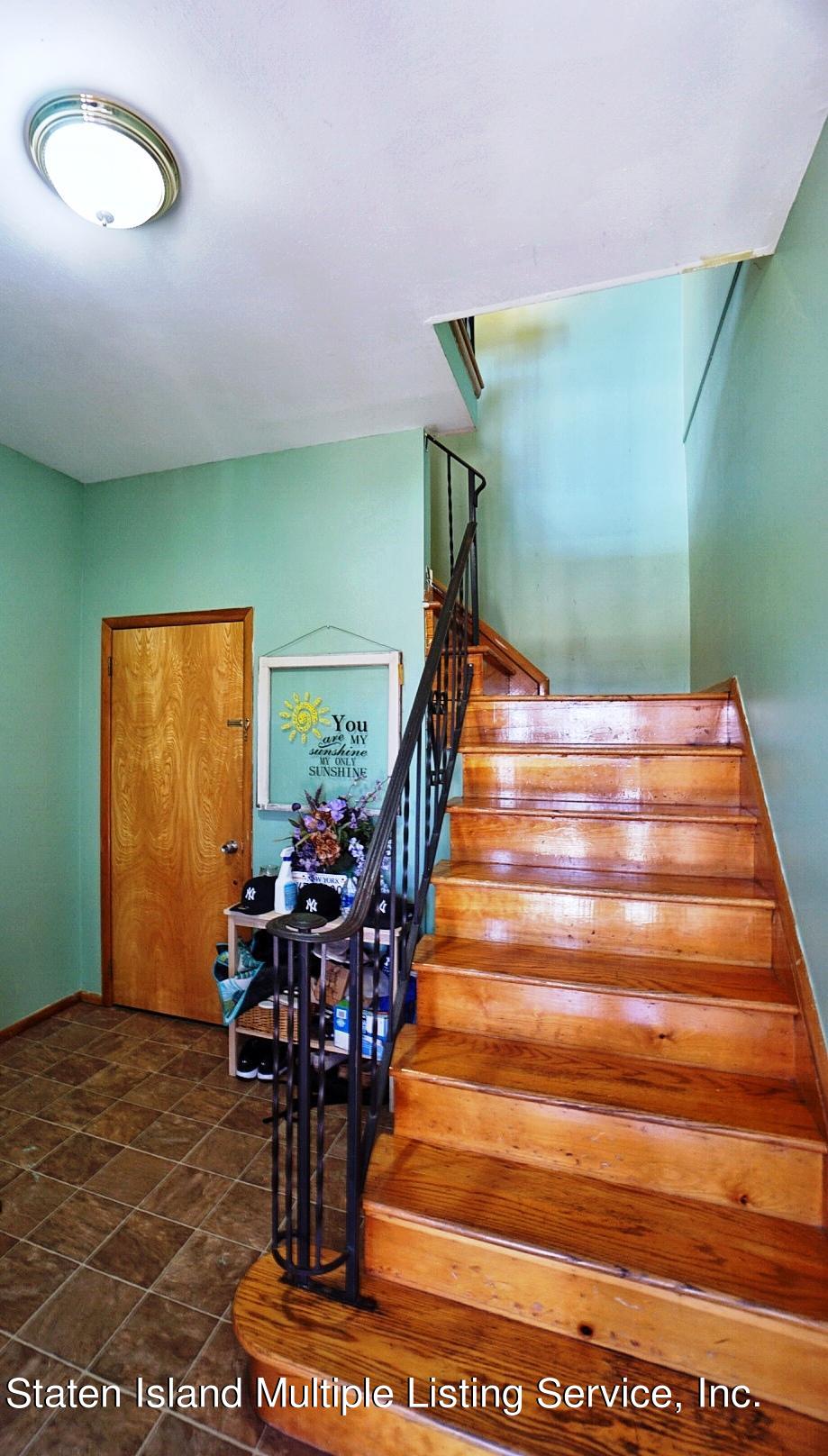 563 Mill Road Staten Island, NY 10306 - Photo 2 of 32 a view of entryway