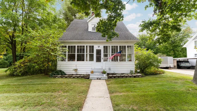 $245,000 | 116 Currier Street, Clinton, MI 49236